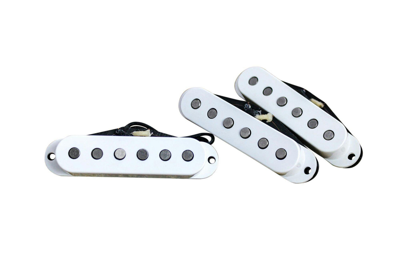 Monty's Guitars '62 Stratocaster Parchment Pickup Set Monty's Guitars '62 Stratocaster Parchment Pickup Set
