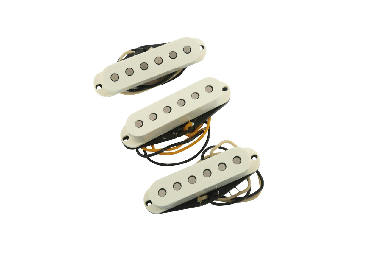 Lollar Strat Vintage Blonde Pickup Set in Parchment Lollar Strat Vintage Blonde Pickup Set in Parchment