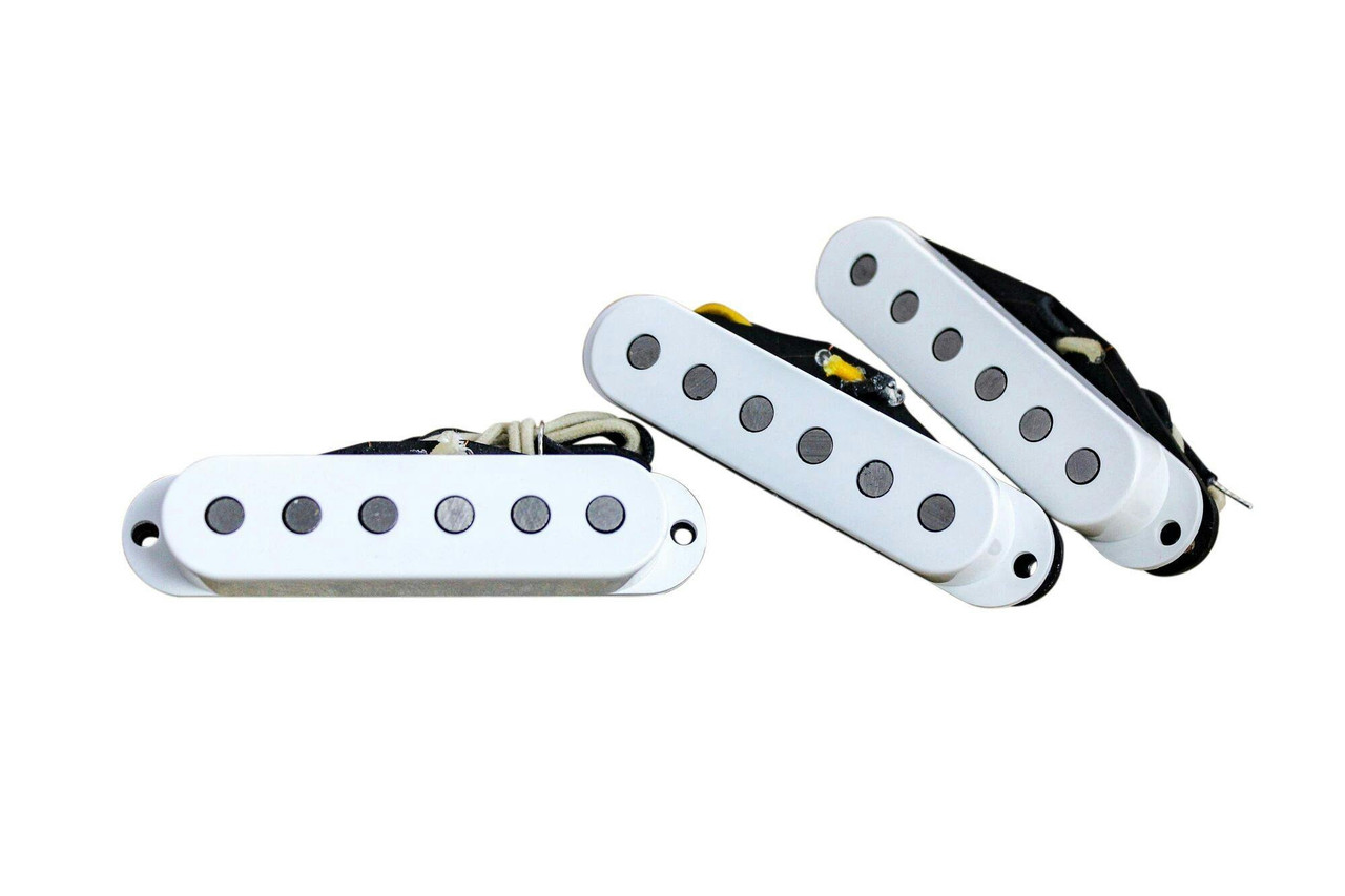 Monty's Guitars Full Monty Stratocaster Parchment Pickup Set Monty's Guitars Full Monty Stratocaster Parchment Pickup Set