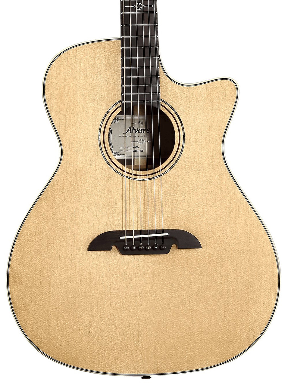 Alvarez Masterworks MG70CE Grand Auditorium Electro Acoustic in Natural Alvarez Masterworks MG70CE Grand Auditorium Electro Acoustic in Natural