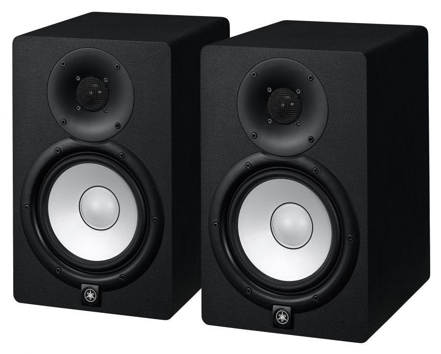 Yamaha HS7 Matched Pair in Black With Stands and Cables Yamaha HS7 Matched Pair in Black With Stands and Cables