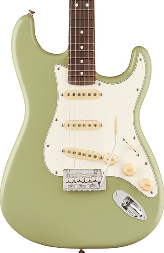 新品同様Fender Player II Stratocasterおまけ８点付き Player II Stratocaster Rosewood Fingerboard Birch Green