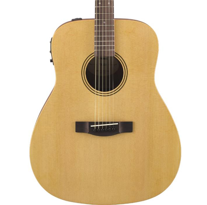 Yamaha FX400 Electro Acoustic Guitar in Natural Satin Yamaha FX400 Electro Acoustic Guitar in Natural Satin