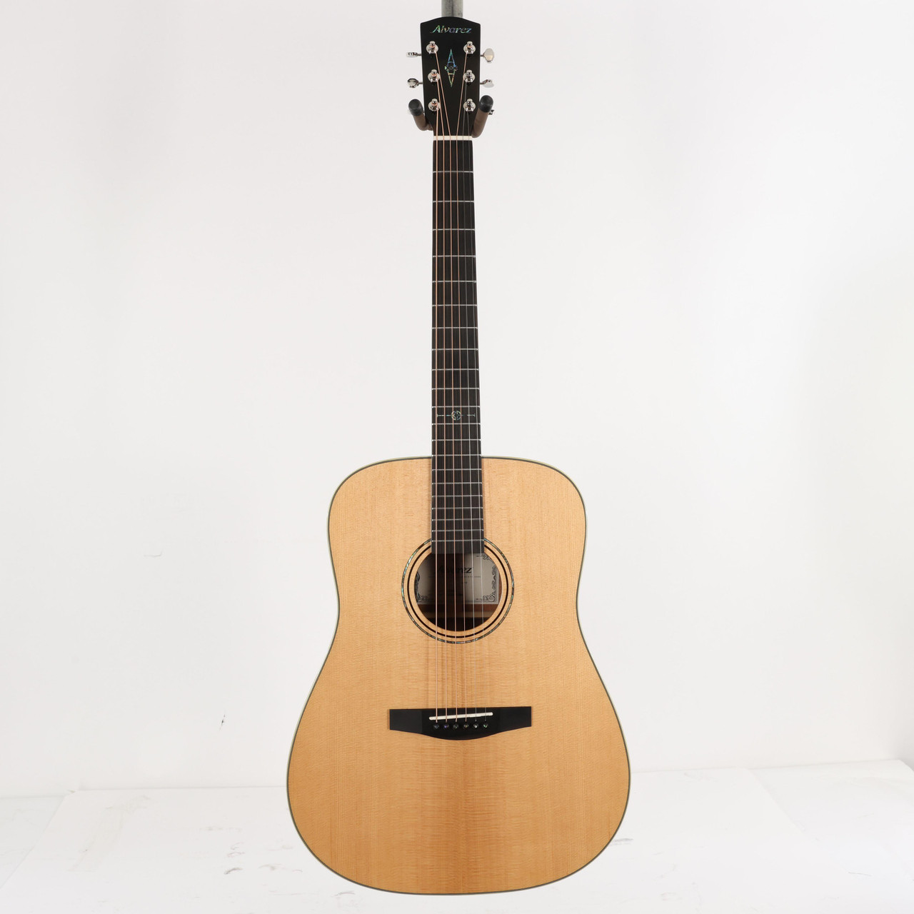 B Stock : Alvarez LD60e Laureate Dreadnought - LR Baggs HiFi Pickup 001 B Stock : Alvarez LD60e Laureate Dreadnought - LR Baggs HiFi Pickup 001