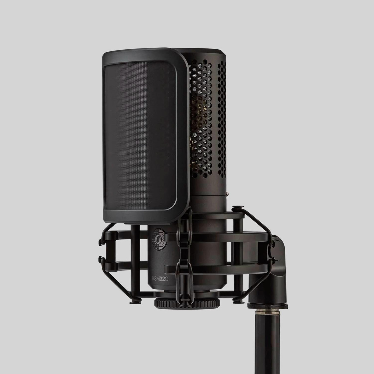 Shure KSM32C Cardioid Condenser Microphone Bundle Shure KSM32C Cardioid Condenser Microphone Bundle