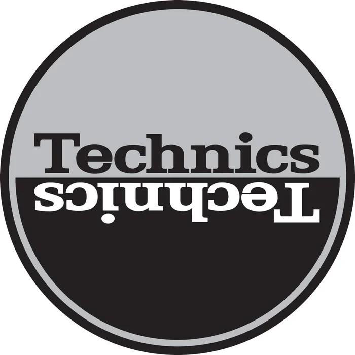 Technics Slipmat Moon 1: Silver + Black Mirror Technics Slipmat Moon 1: Silver + Black Mirror