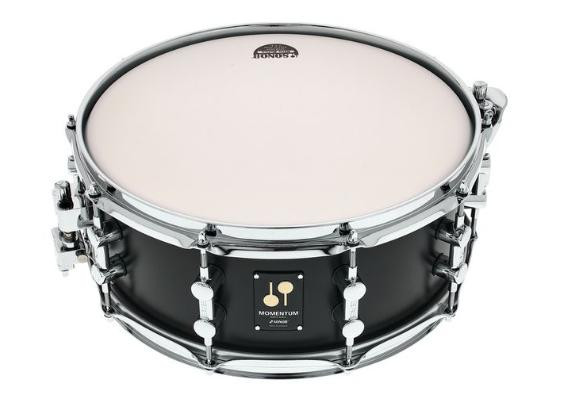 Sonor Momentum Snare Drum in GT Black (Birch, 14x6.5) Sonor Momentum Snare Drum in GT Black (Birch, 14x6.5)