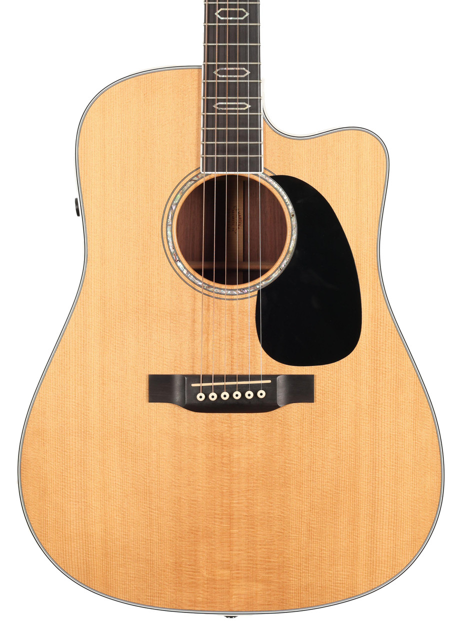 Second Hand Martin DC Aura GT Electro Acoustic in Natural #544 Second Hand Martin DC Aura GT Electro Acoustic in Natural #544