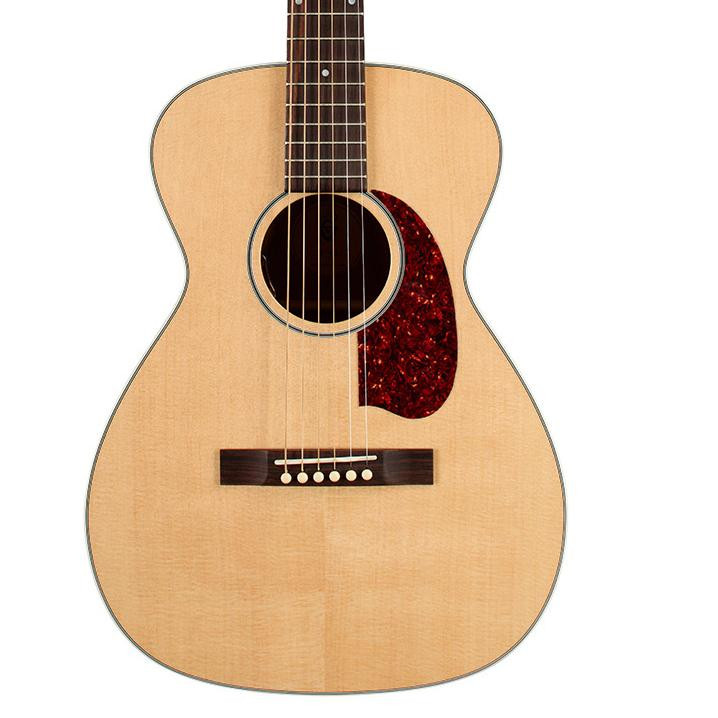 Guild USA M-40E Standard Natural Electro Acoustic Guitar Guild USA M-40E Standard Natural Electro Acoustic Guitar
