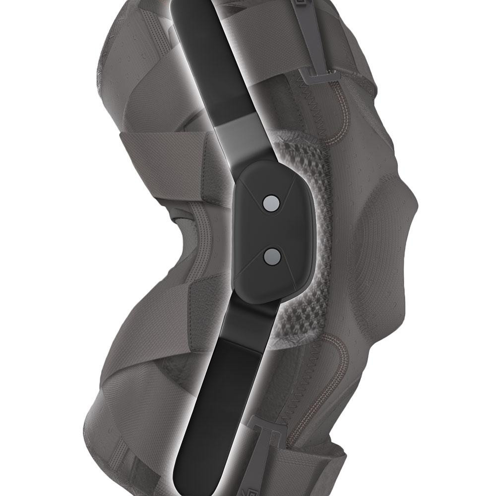 Shock Doctor Ultra Knee Support with Bilateral Hinges