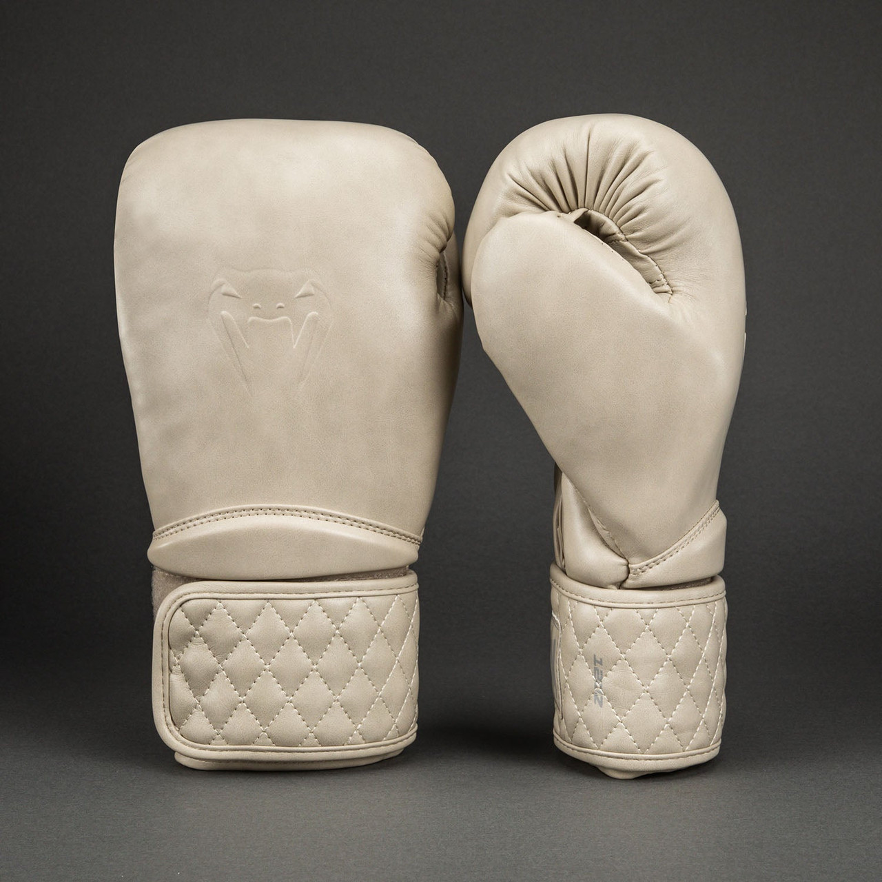 Venum Impact Classic Boxing Gloves - Ivory