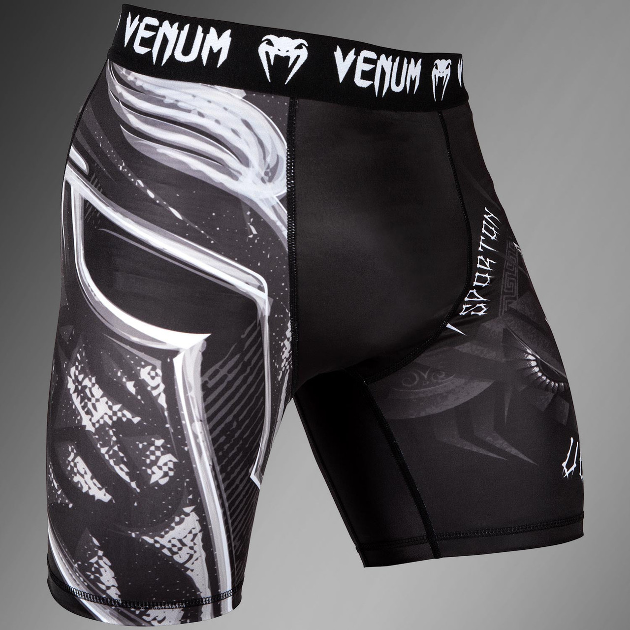 Vale Tudo Shorts Venum Gladiator 3.0 - Black/White