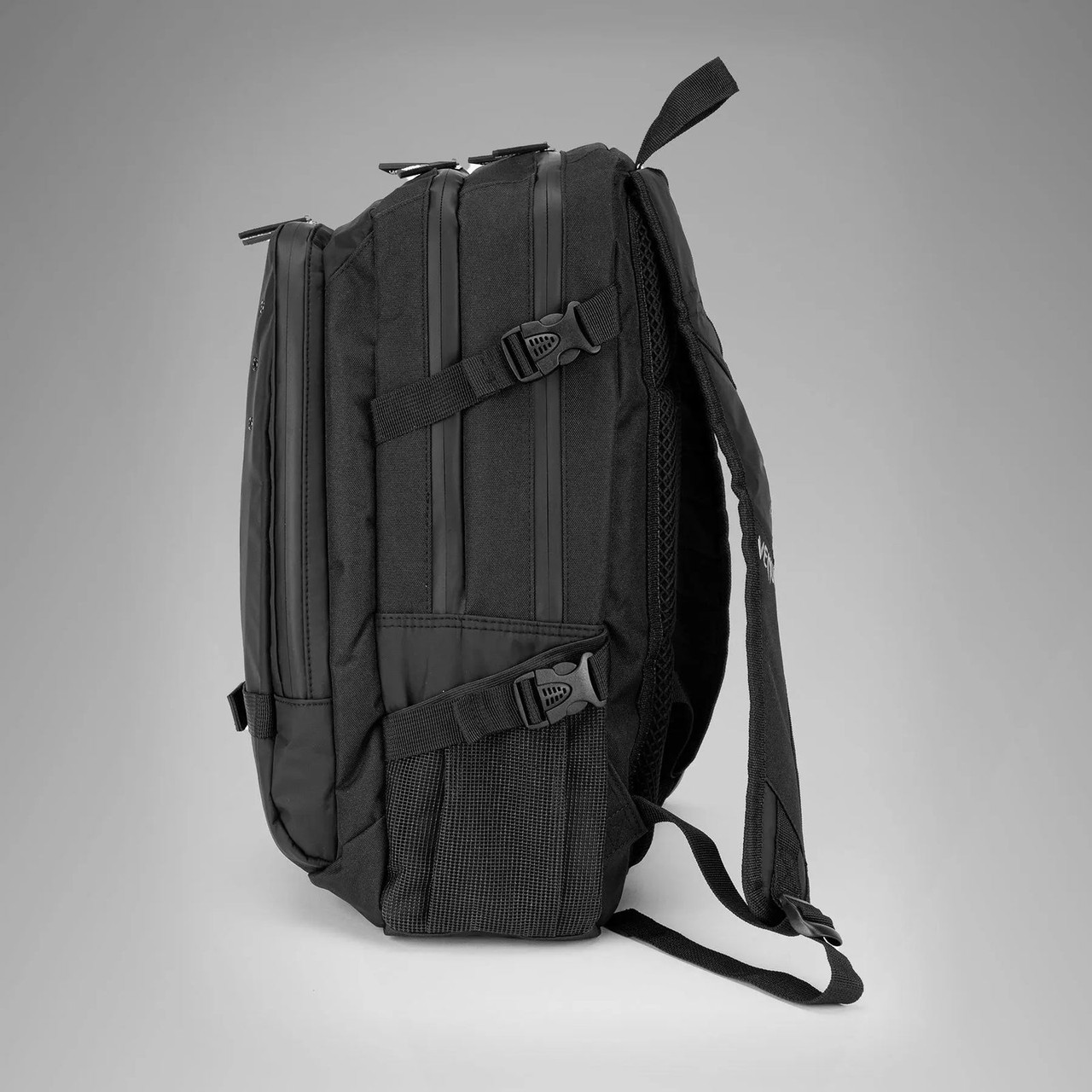 Venum Challenger Pro Evo BackPack (20-25L) - Black/White