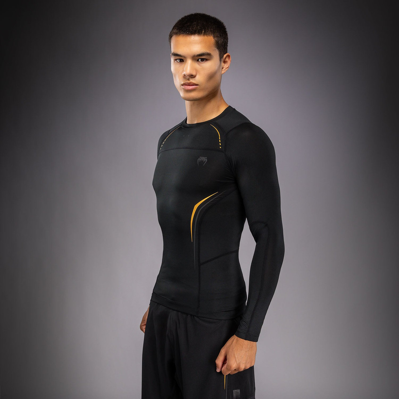 Venum G-Core Long Sleeve Rashguard - Black/Gold