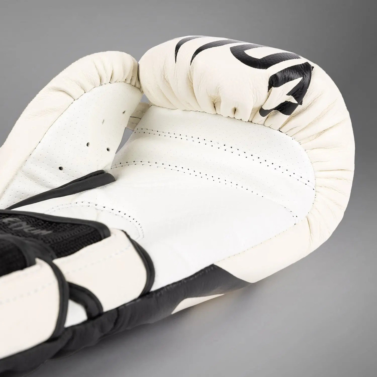Venum Reverso Boxing Gloves - Snow White/Black