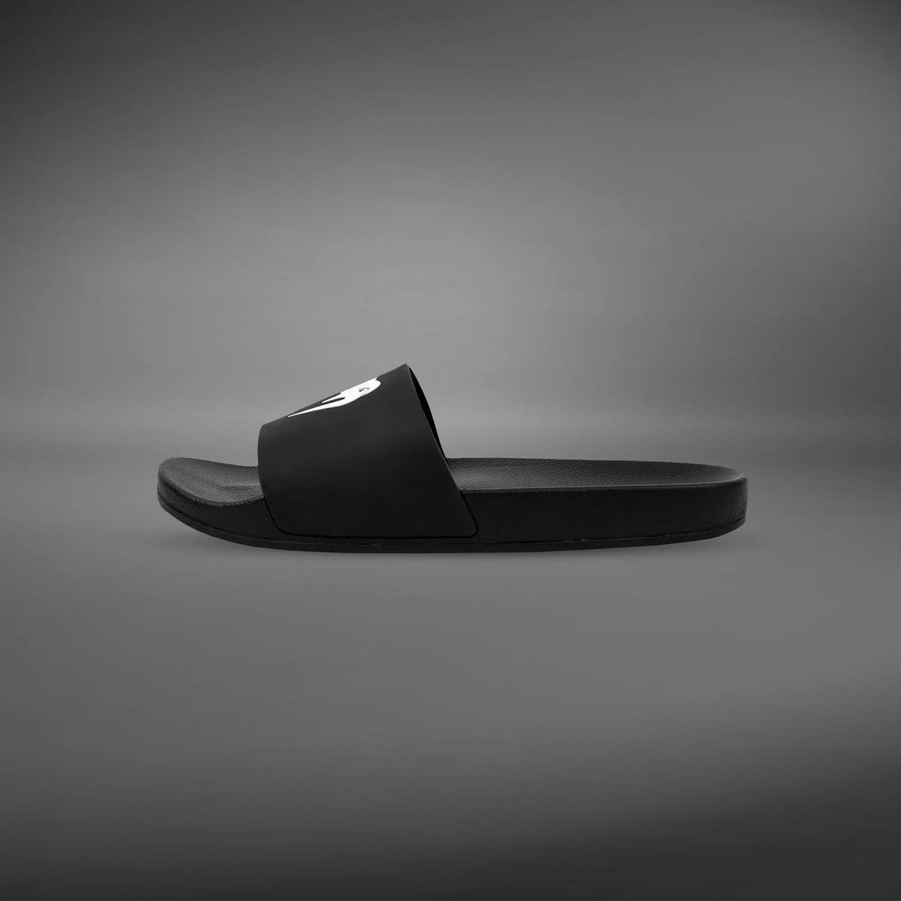 Venum Classic Slides - Black/White