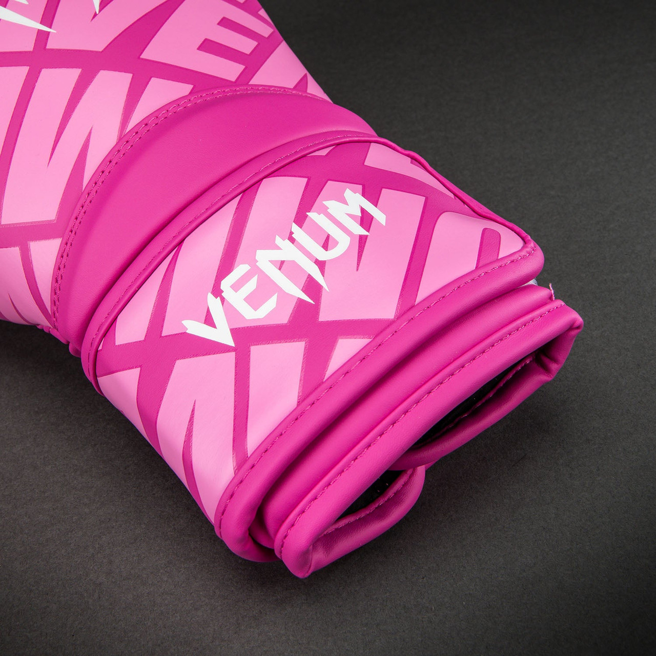 Venum Contender 1.5 XT 3D Boxing Gloves - Candy Pink/ White