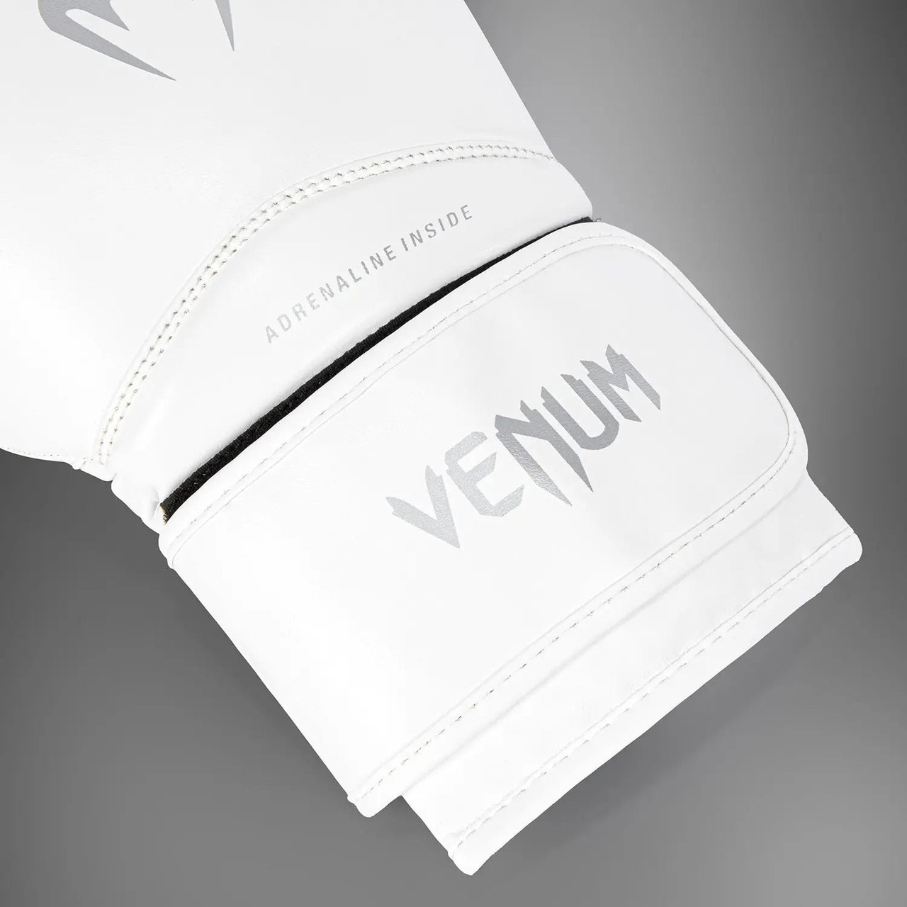 Venum Contender 1.5 Boxing Gloves - White/Silver