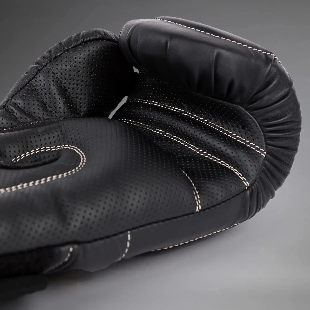Venum Impact Evo Boxing Gloves - Black