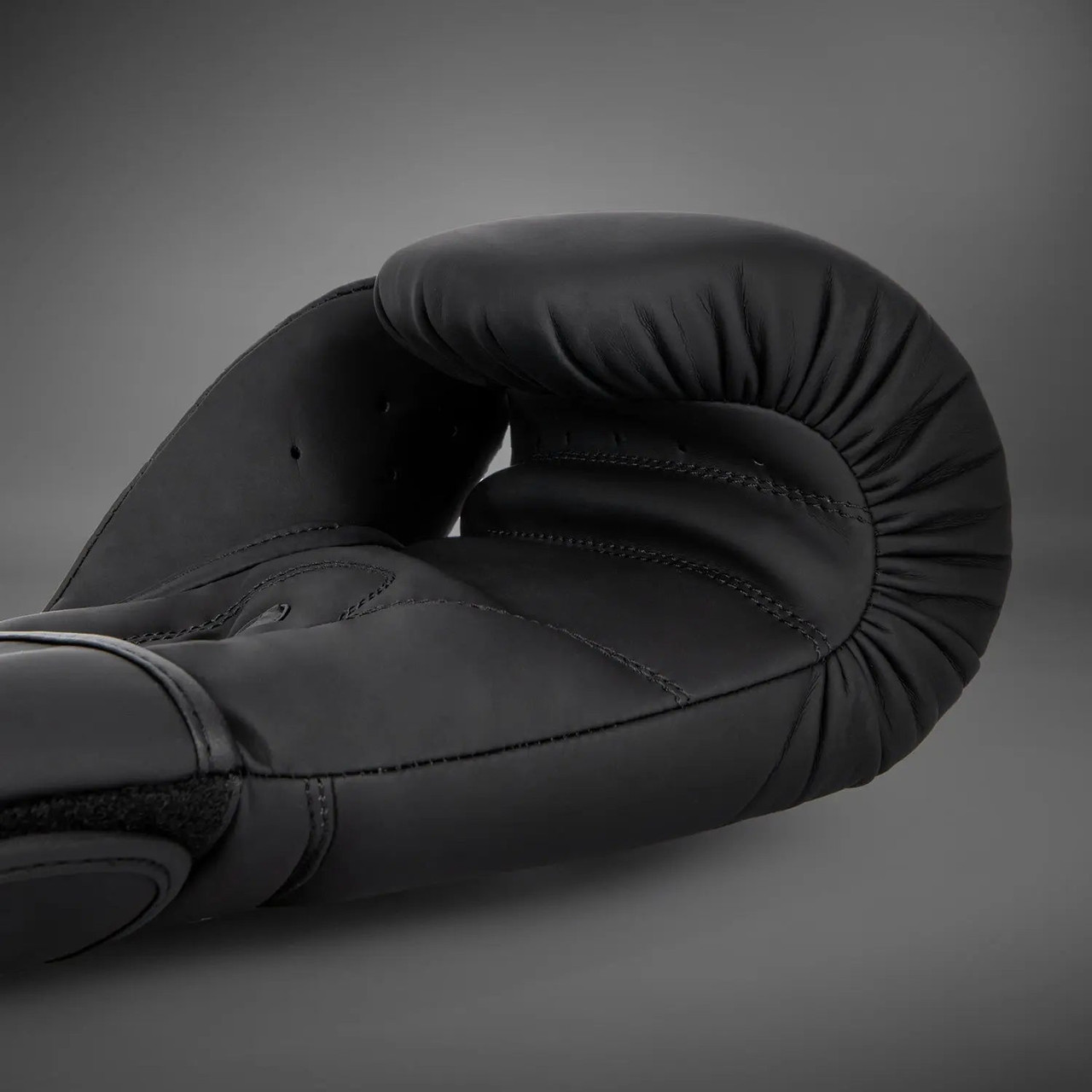Venum Contender 1.5 Boxing Gloves - Black/White
