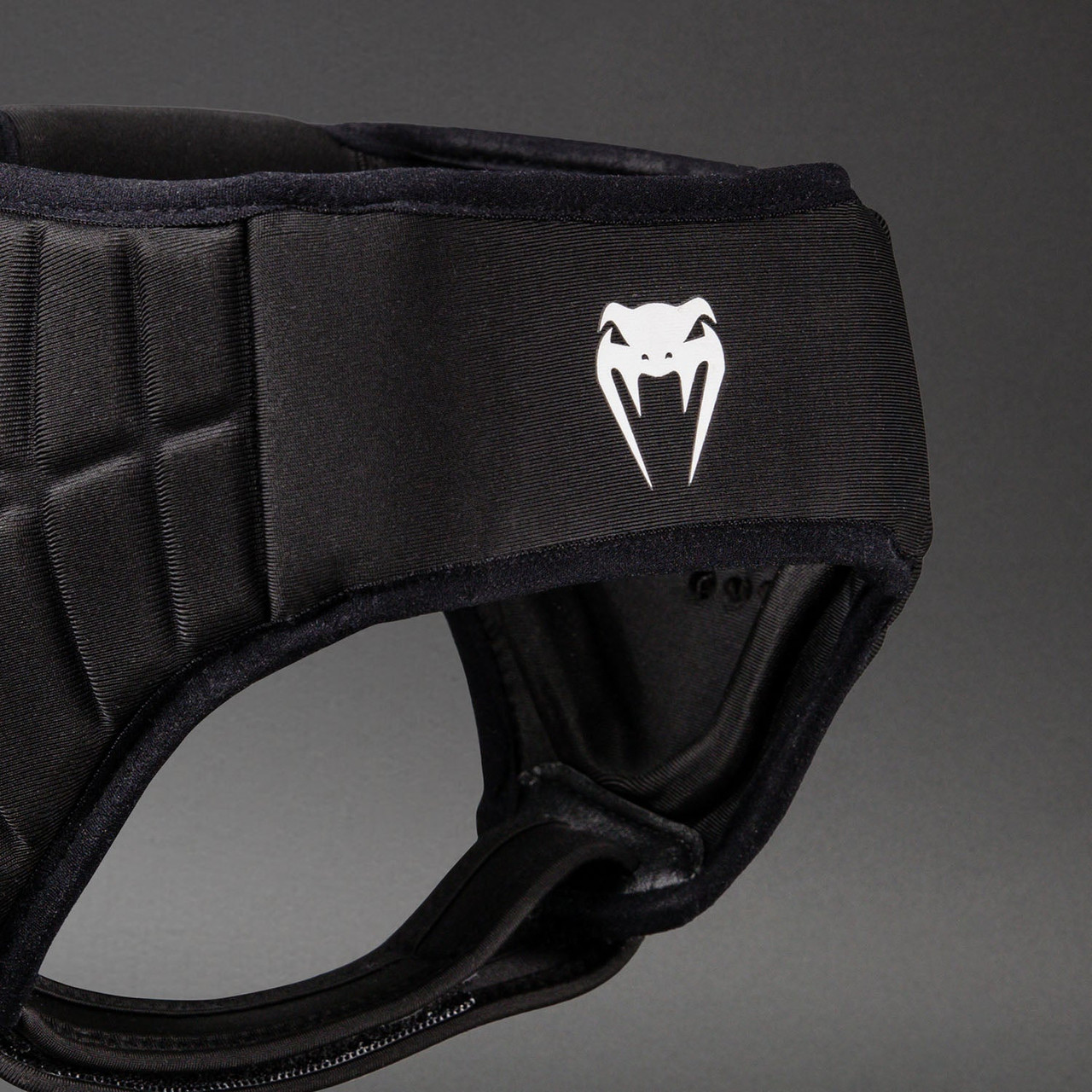 Venum Challenger Wrestling Ear Guard – Black