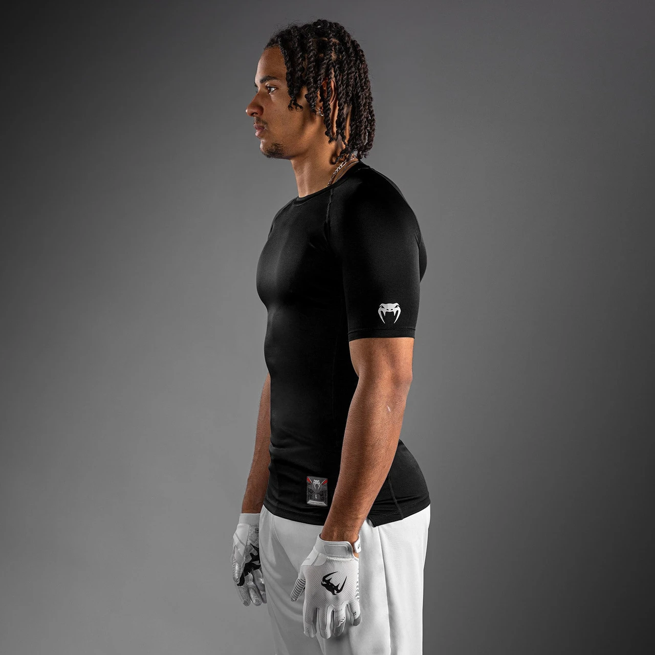 Venum Lineup Half Sleeve Compression Shirt - Black/White