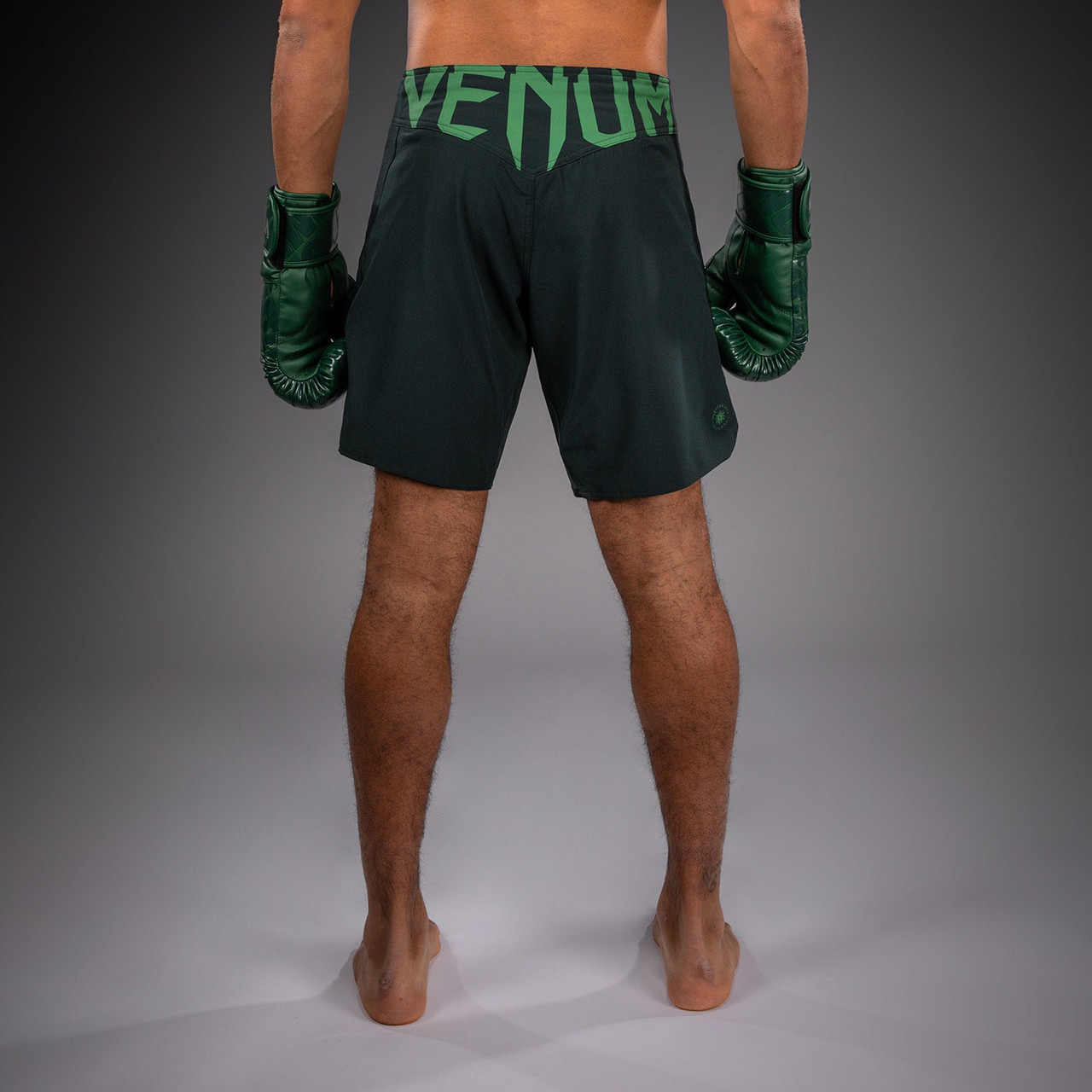 Venum Light 5.0 Fightshorts - Forest Green/Light Green