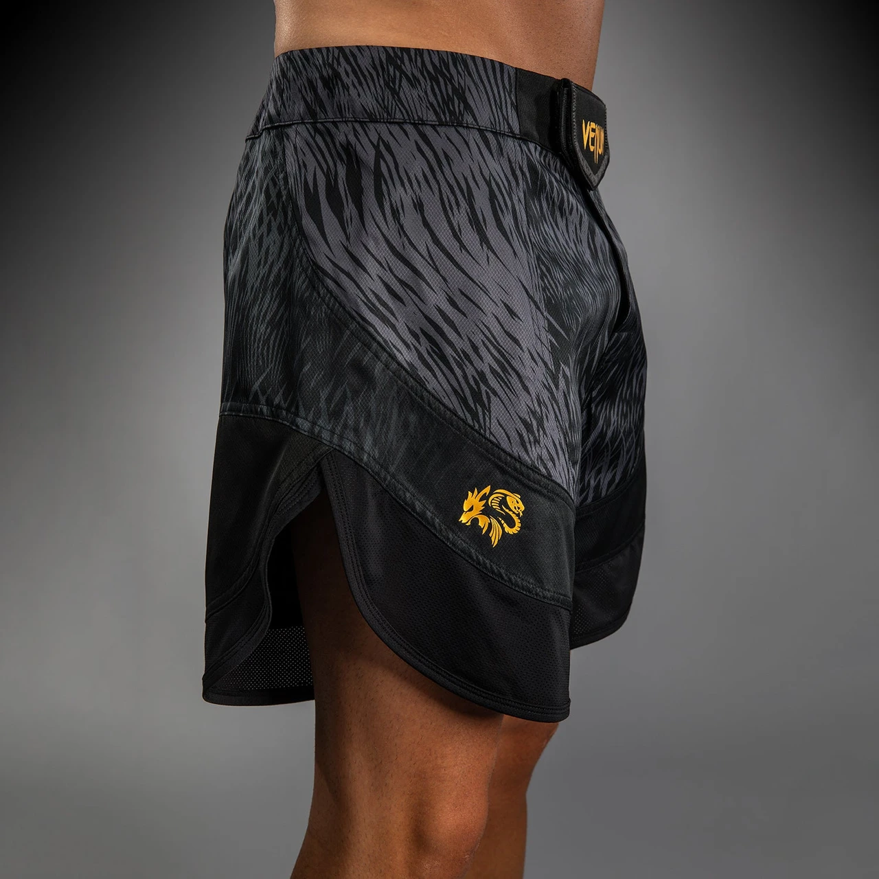 Venum x Chimaev Fightshorts - Black/Grey