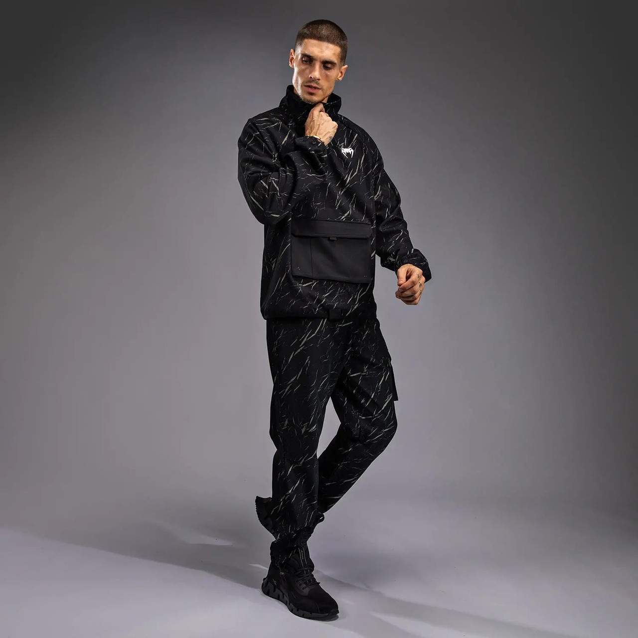 Venum Trooper Men's Half-Zip Jacket - Black/Stone Sand