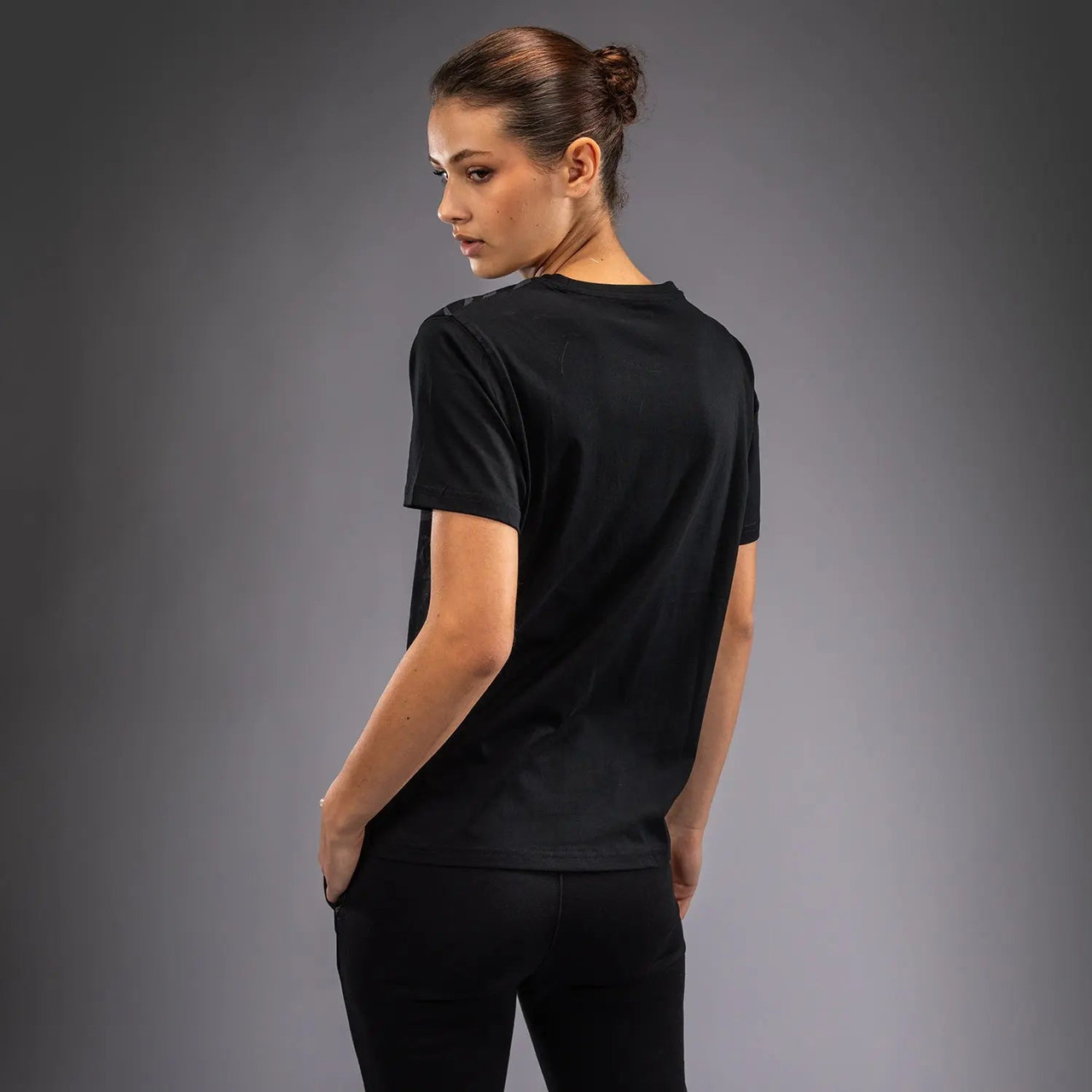 UFC Fusion by Venum Replica Women’s Short Sleeve T-Shirt - Black