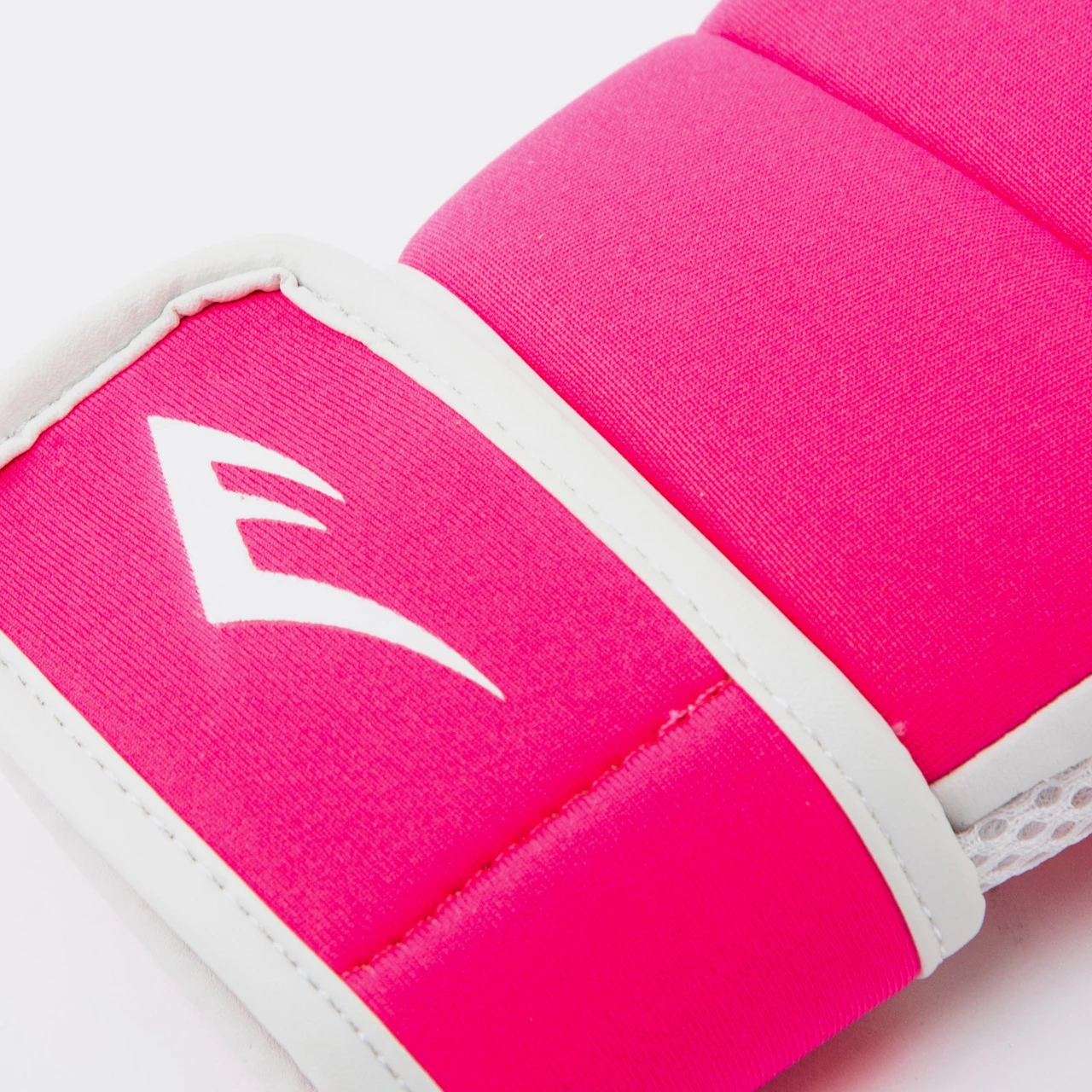 Everlast Core Kickboxing Gloves - Pink