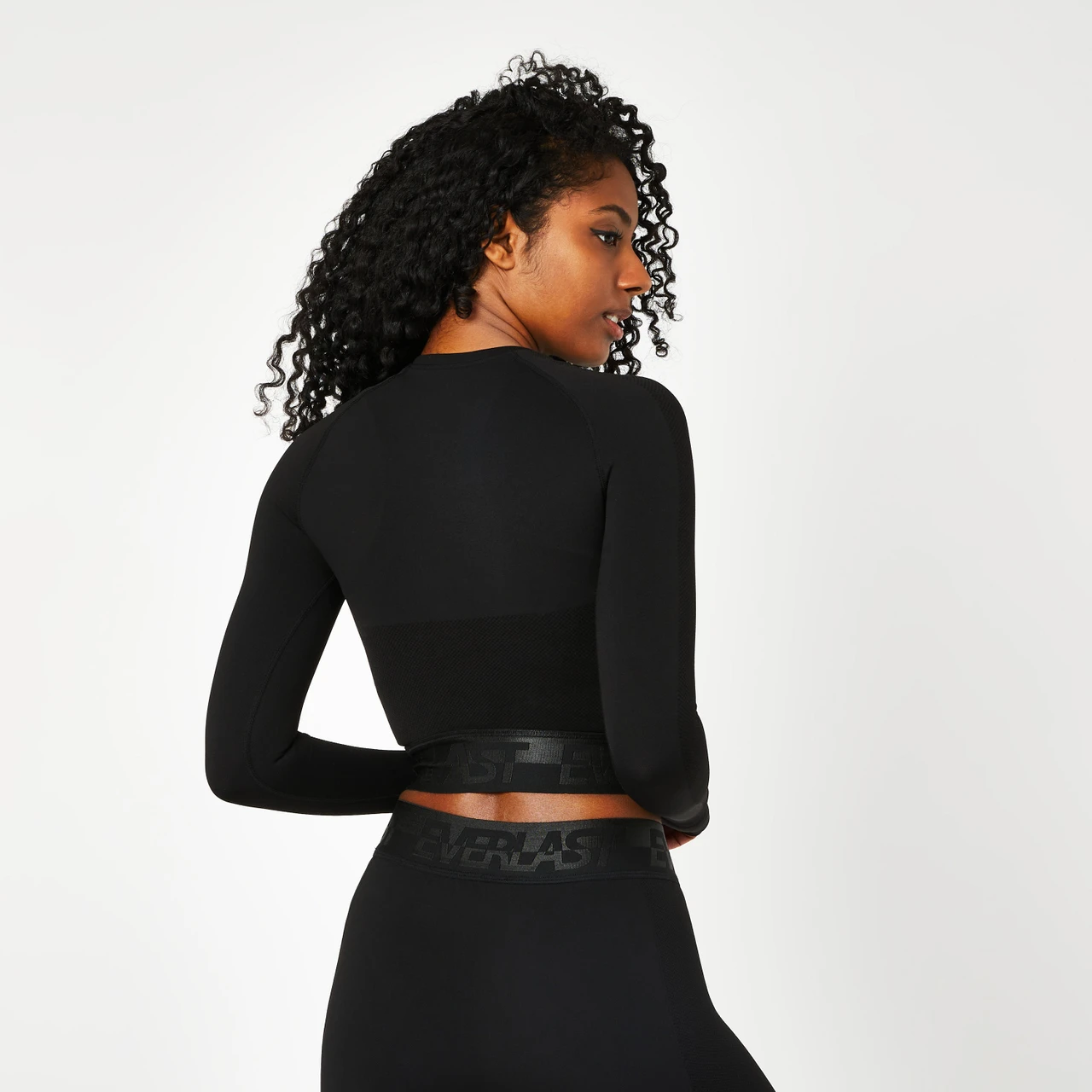 Everlast Women's Seamless Long Sleeve Crop Top - Black
