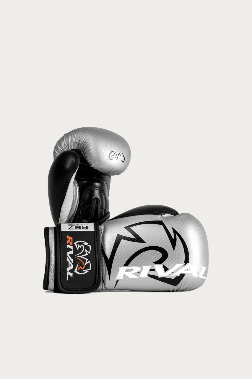 Rival RB7 Fitness Plus Bag Gloves - Silver/Black