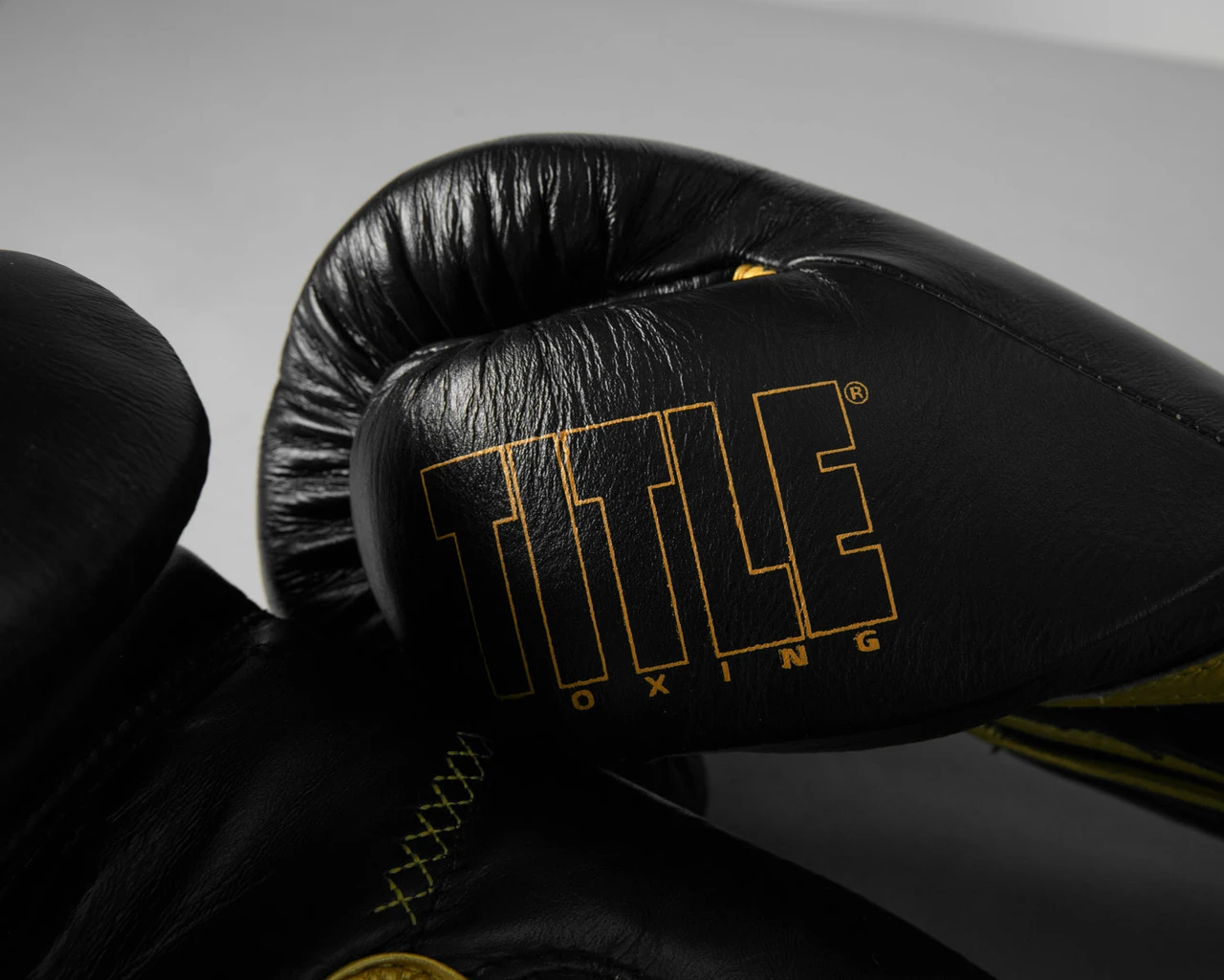 TITLE Boxing Momentum Pro Bag Gloves