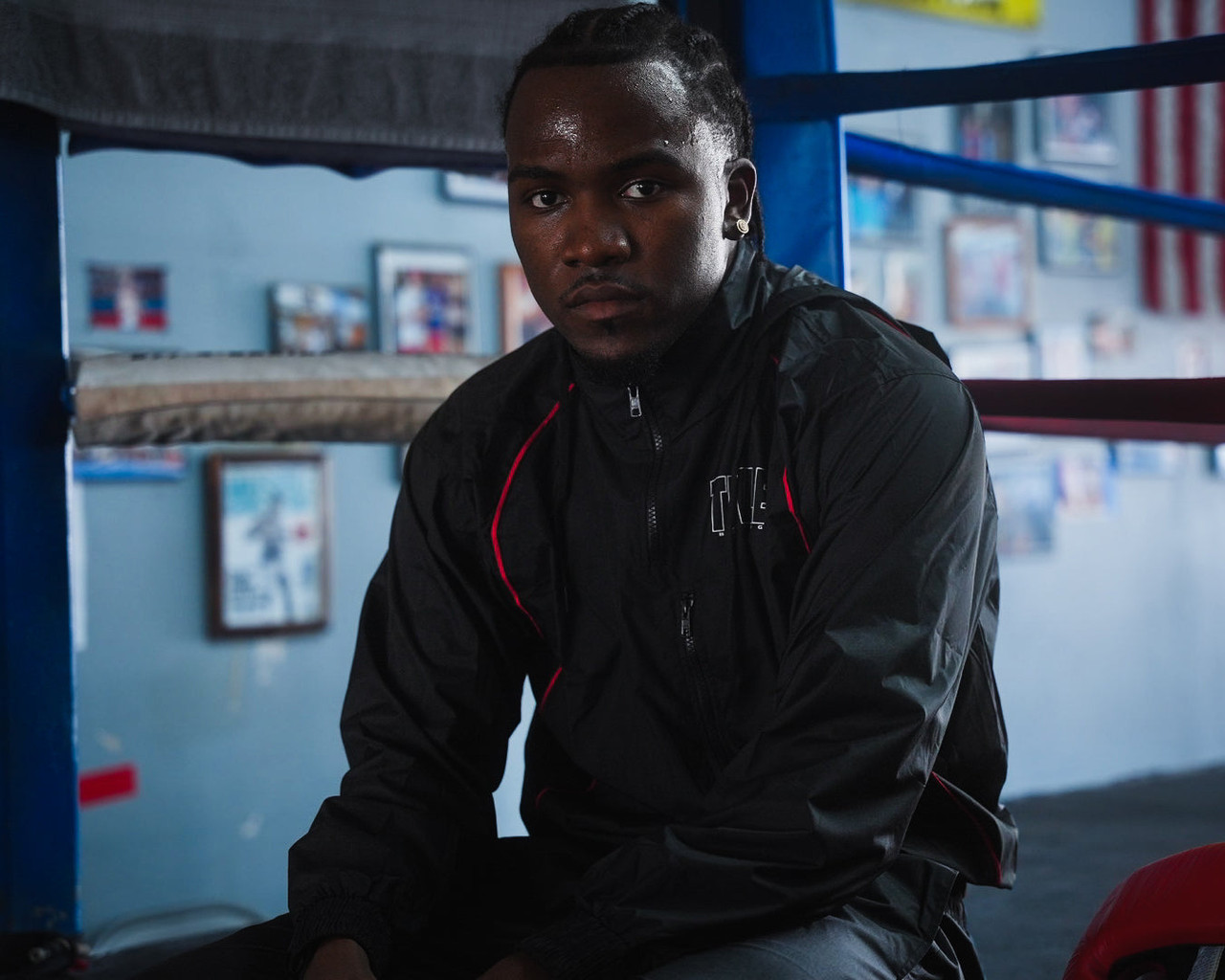 TITLE Boxing Reign Rubberized Sauna Suit