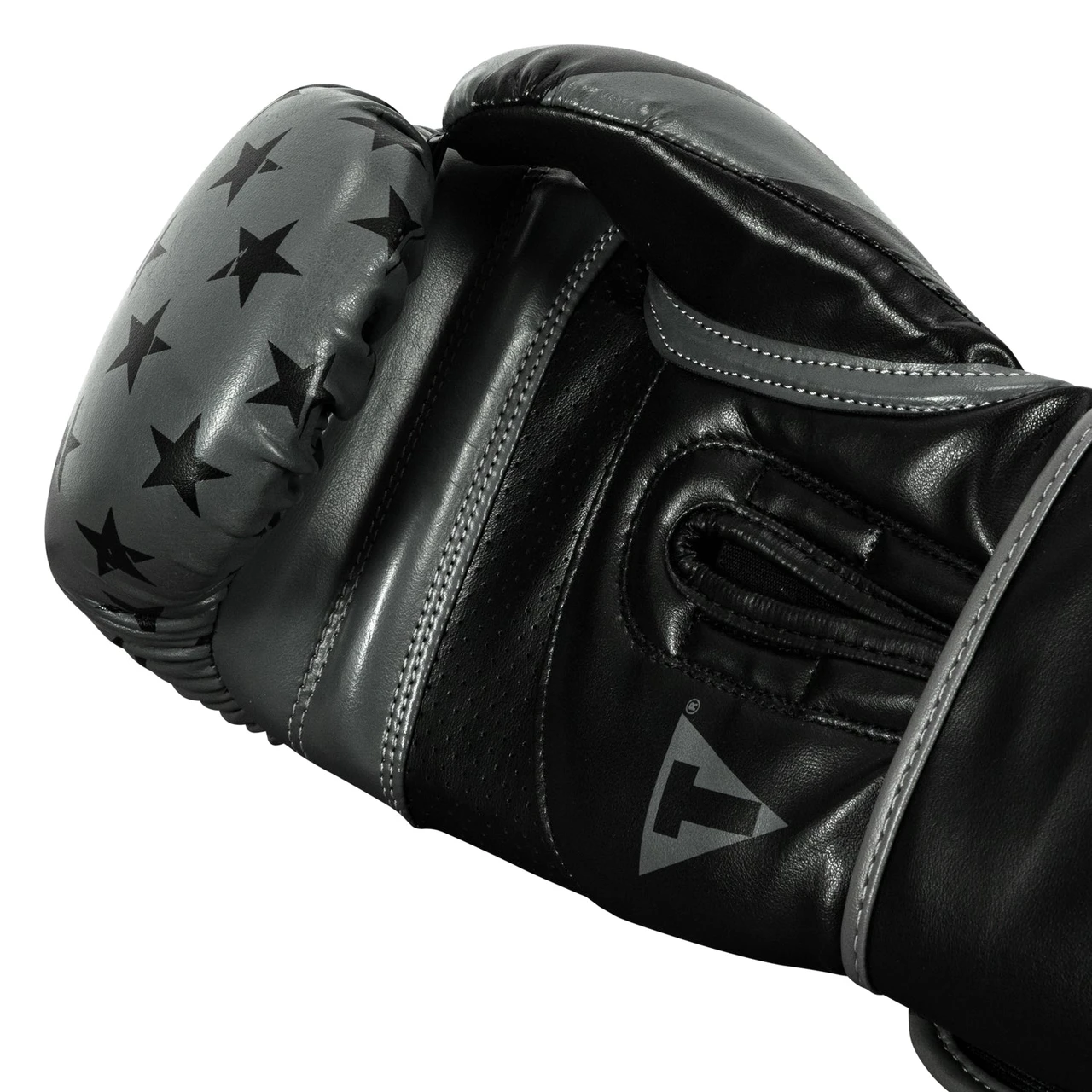 TITLE Boxing Liberty Bag Boxing Gloves