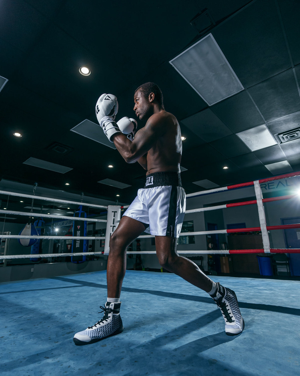 TITLE Boxing Pro Traditional Cut Trunks