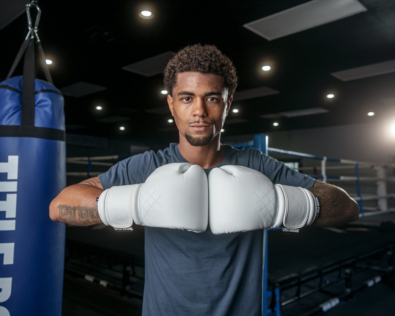 TITLE Boxing KO-Vert Bag Boxing Gloves