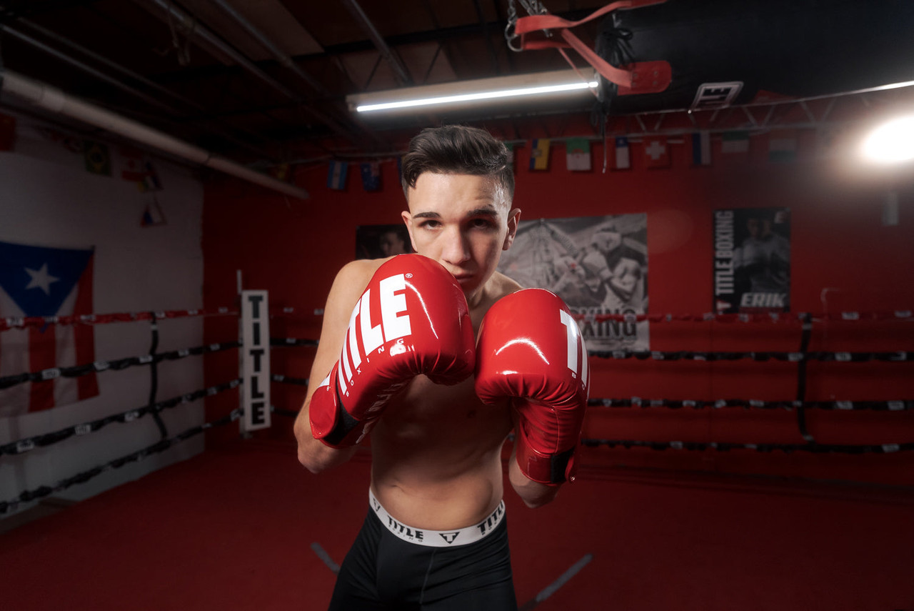 TITLE Boxing Inferno Intensity Elastic Training Boxing Gloves