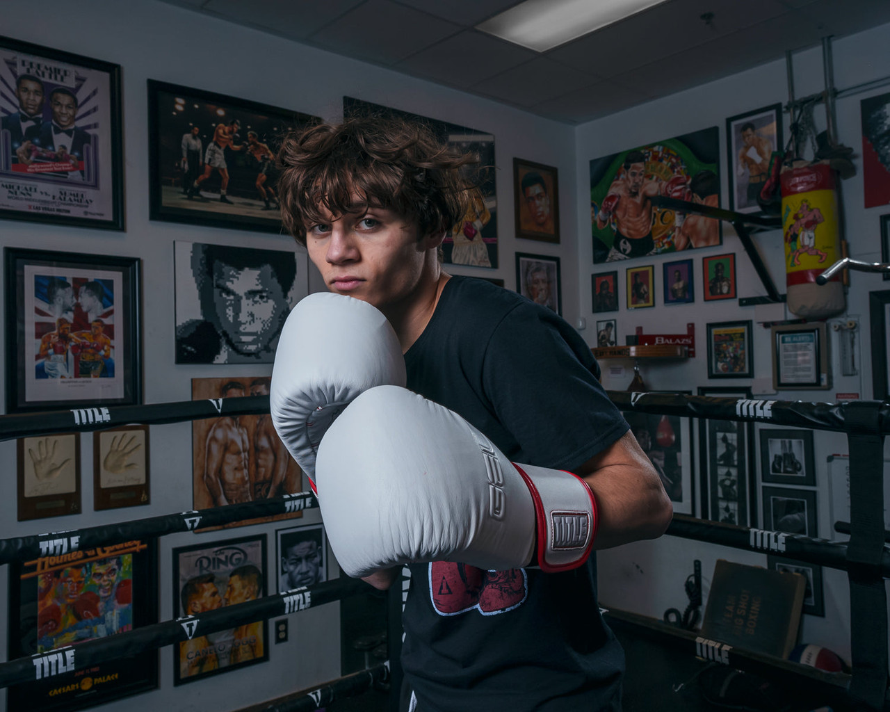 TITLE Boxing Gel Special Edition Bag Boxing Gloves