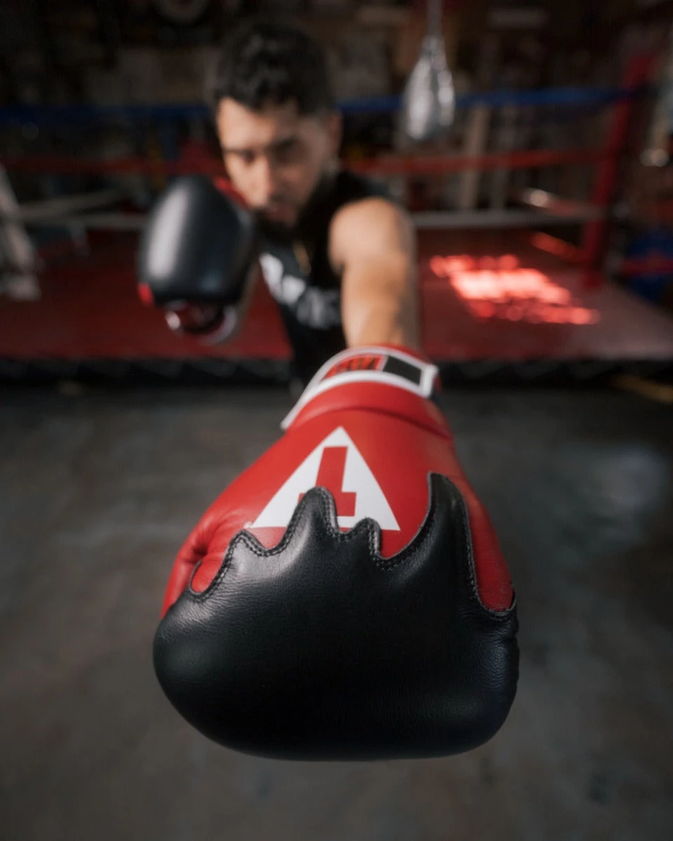 TITLE Boxing Gel Lava Leather Series Training Boxing Gloves