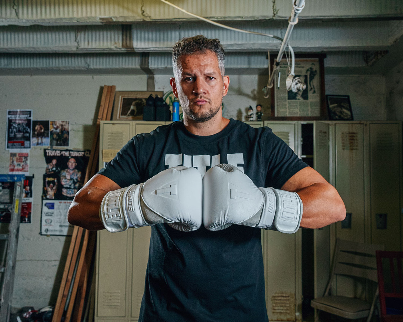 TITLE White Boxing Training Boxing Gloves 2.0