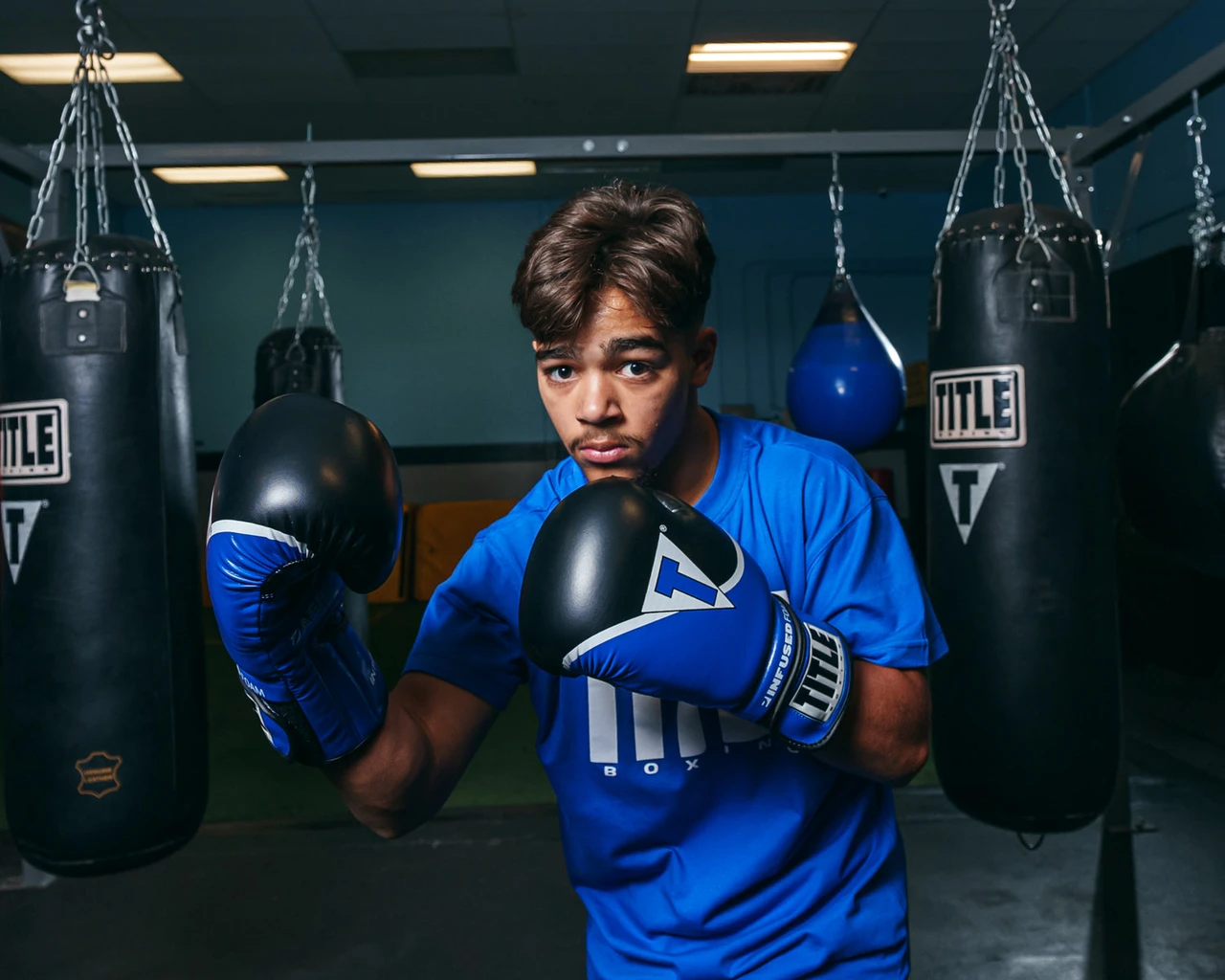 TITLE Boxing Infused Foam Interrogate Training Boxing Gloves 2.0