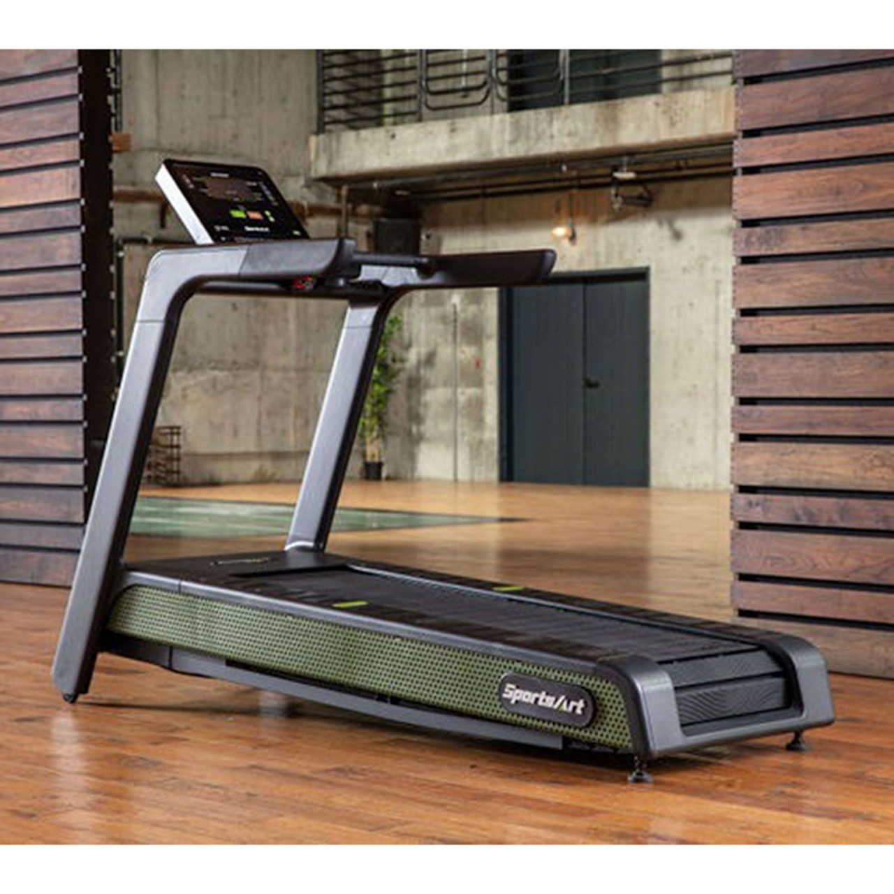 SportsArt G660 Eco-Power Treadmill