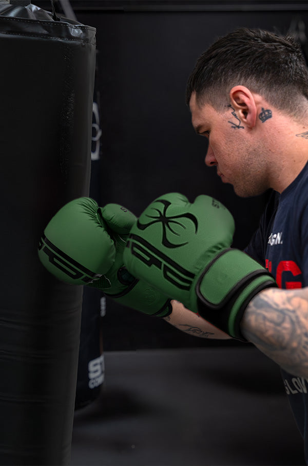 Sting Armaplus Boxing Gloves - Jungle Green