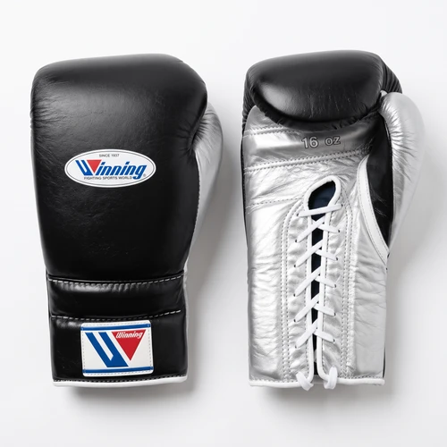 Winning Lace-Up Boxing Gloves - Black / Silver - 16 oz