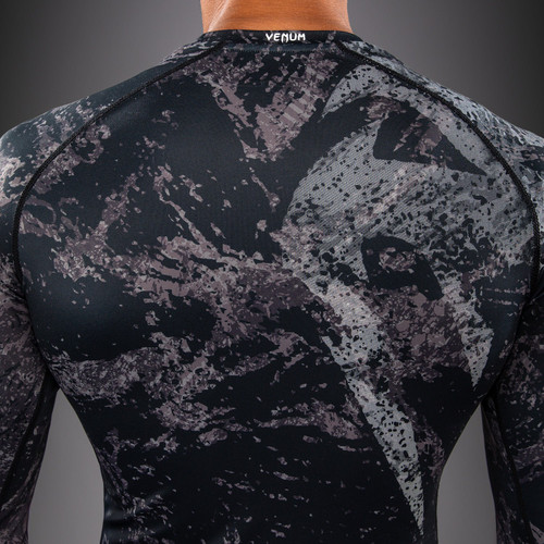 Venum Rage & Workout Long Sleeve Rashguard - Black/Grey