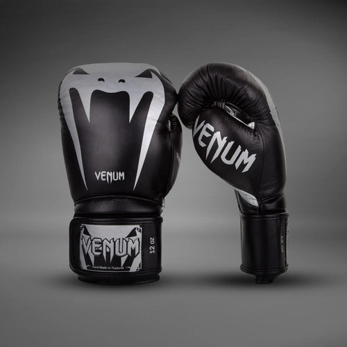 Venum Giant 3.0 Boxing Gloves - Nappa Leather - Black/Silver
