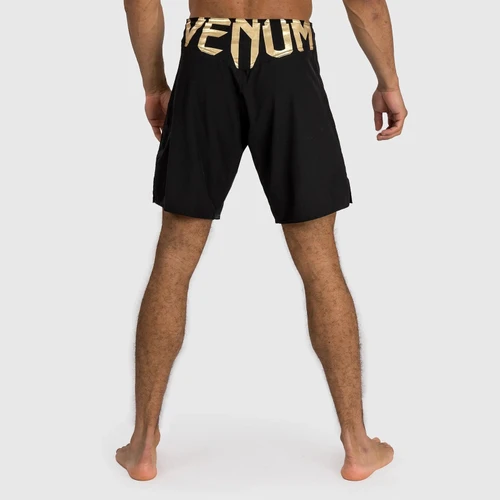 Venum Light 5.0 Fightshorts - Black/Gold