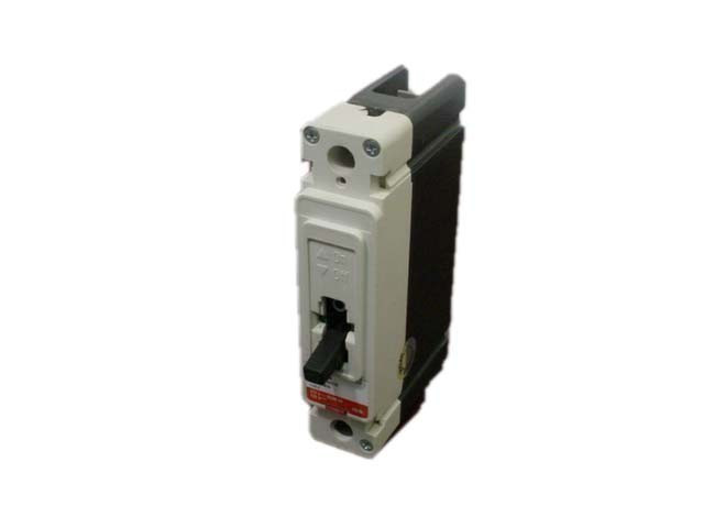 CUTLER HAMMER EHD1040 N 40A 277V 1P NEW